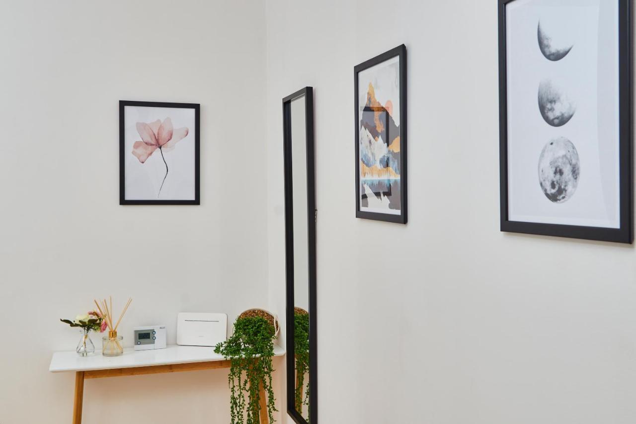 شقة Stunning City Centre 3 Bed, 3 Bath - Sleeps 8! ليدز المظهر الخارجي الصورة