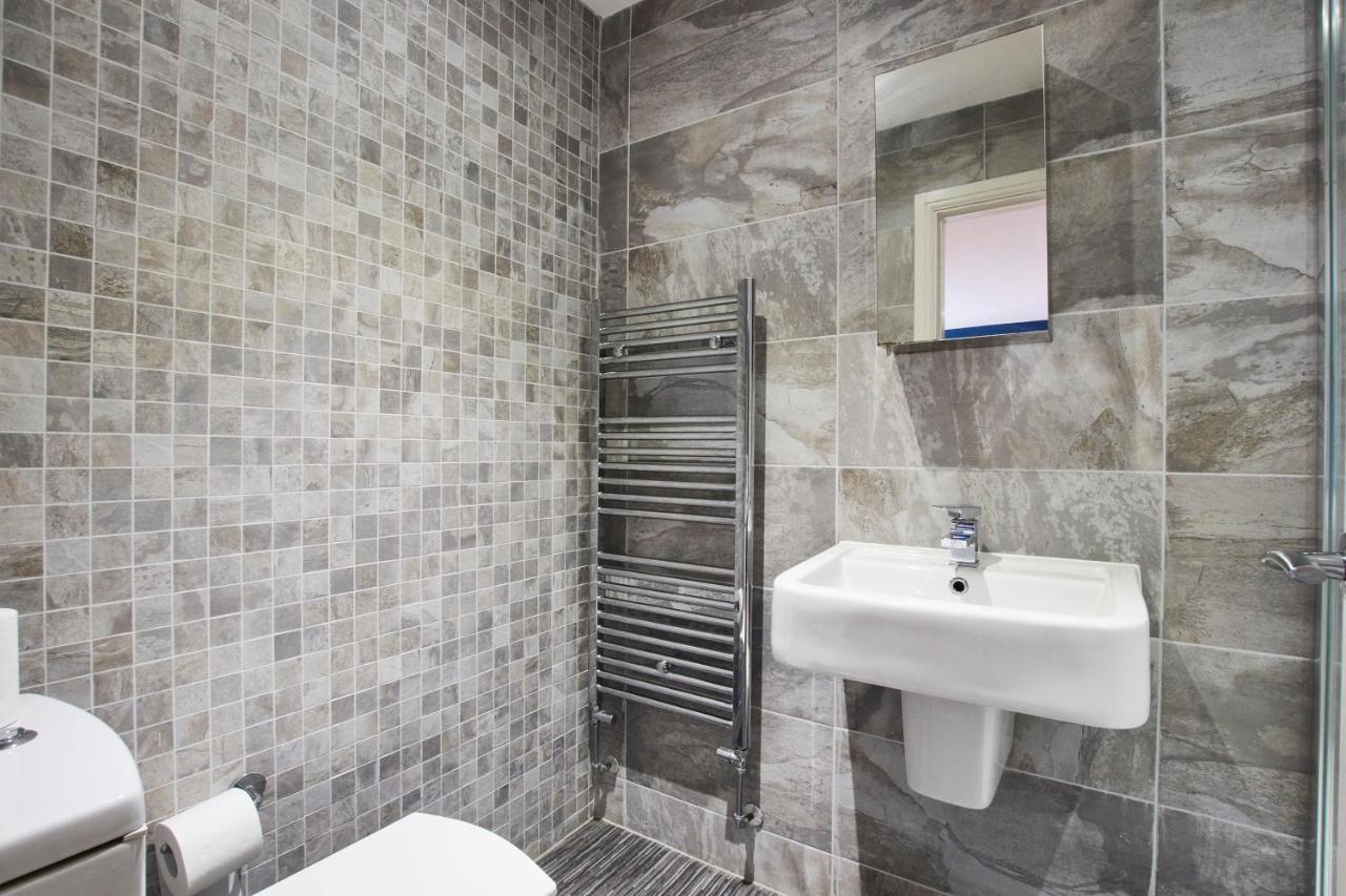 شقة Stunning City Centre 3 Bed, 3 Bath - Sleeps 8! ليدز المظهر الخارجي الصورة
